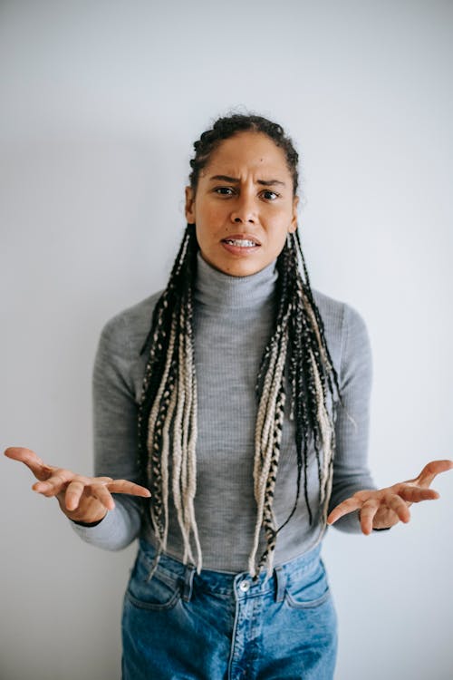 Gratis stockfoto met Afro-Amerikaanse vrouw, agressief, angstig