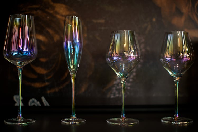 Holographic Glasses For Alcohol