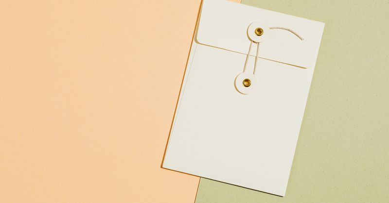 Courrier papier ou email : comment choisir le bon canal de prospection aujourd’hui ?