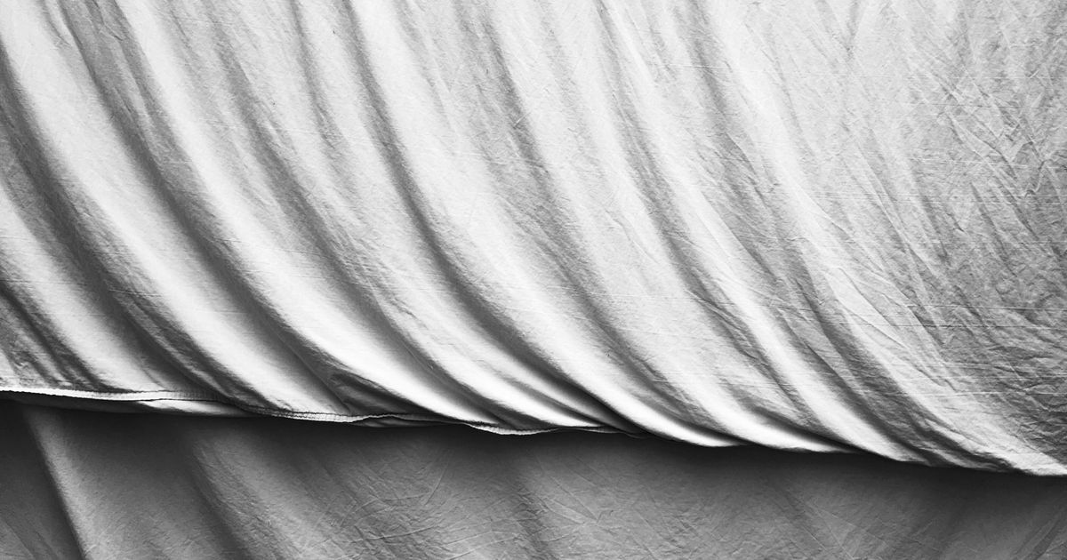 Is sleeping with a humidifier good?
