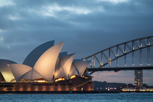 Exterior Da Sydney Opera House No Final Da Noite