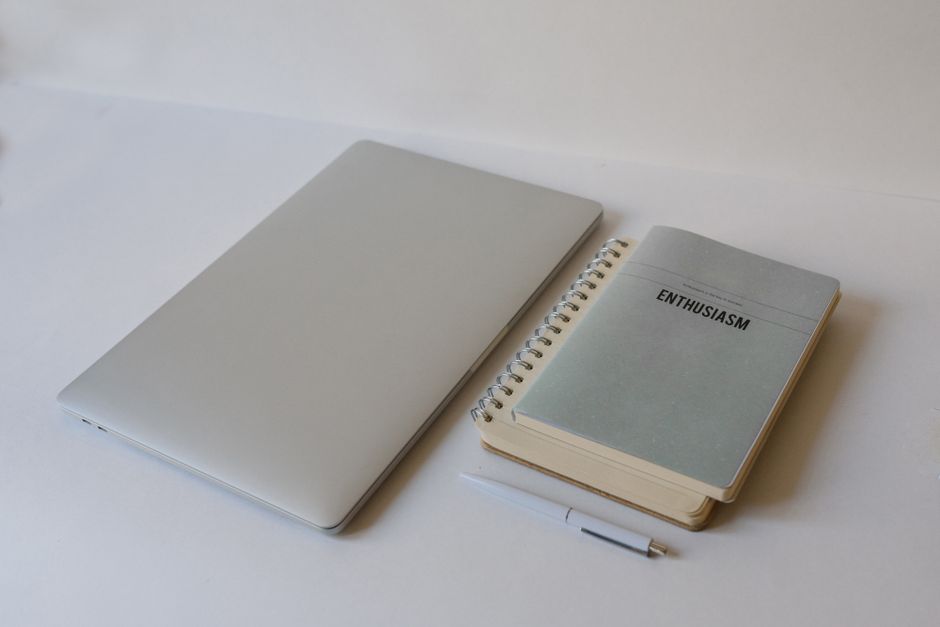 laptop and notebook lifestyle photo 2