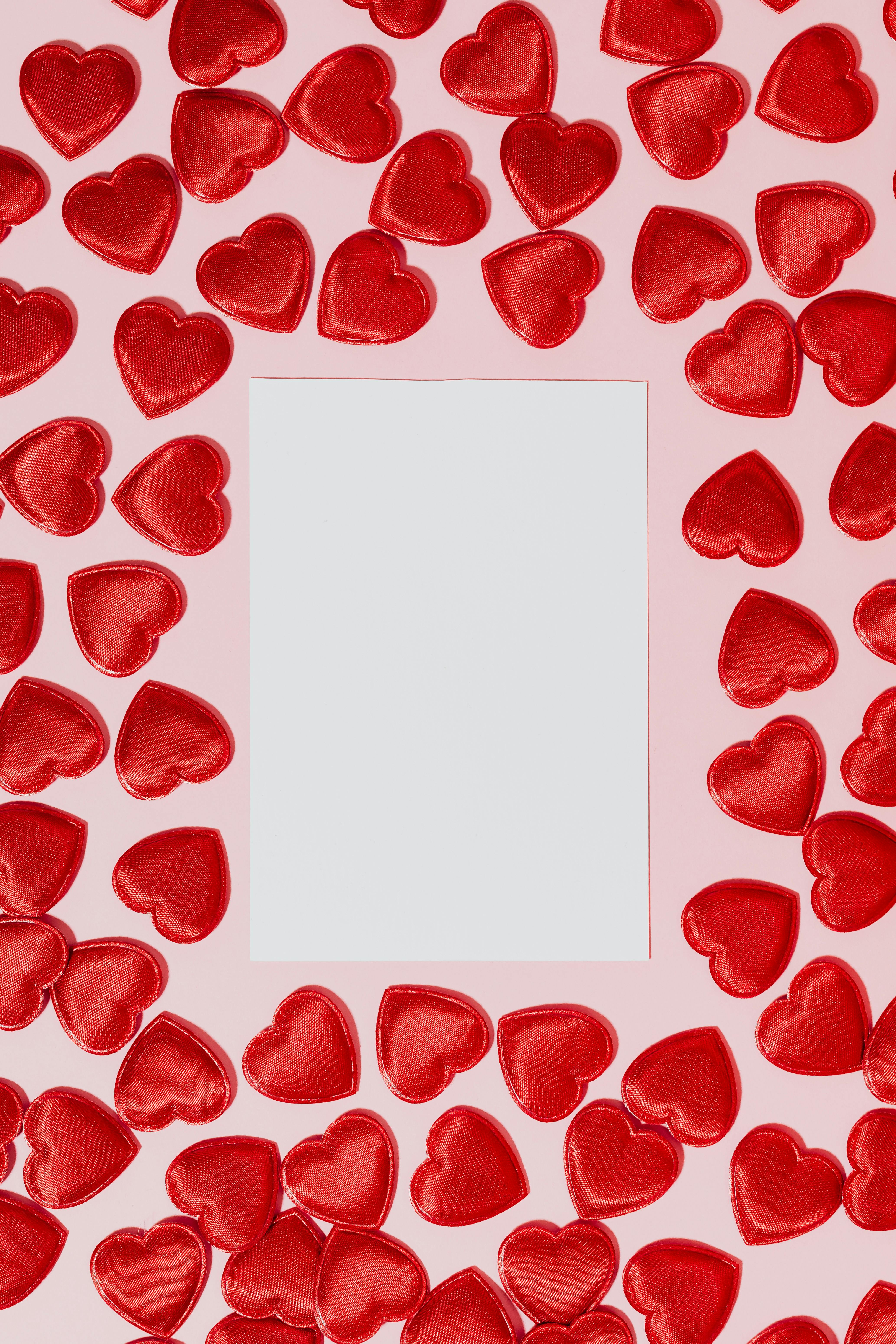 Free and customizable wallpaper heart templates