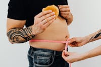 Daymond John's Biohacking Journey: From Thyroid Cancer to 40-Hour Fasts