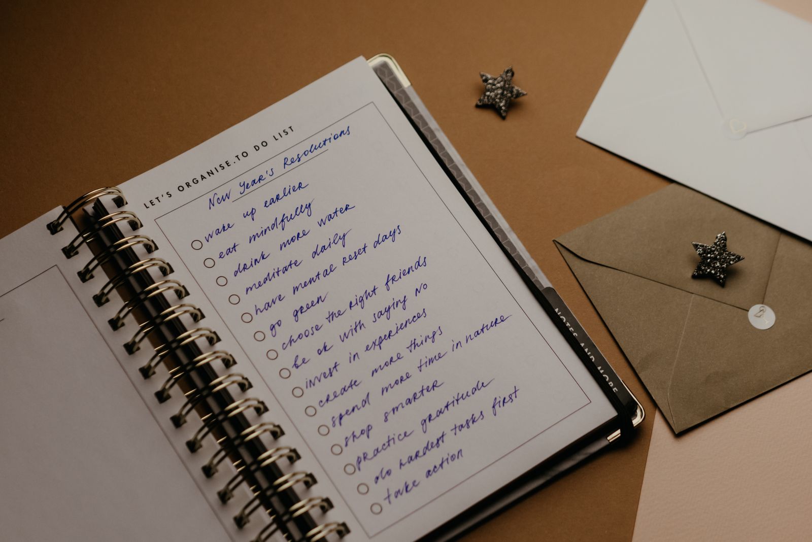 Person tracking measurable progress toward a fitness goal in a planner