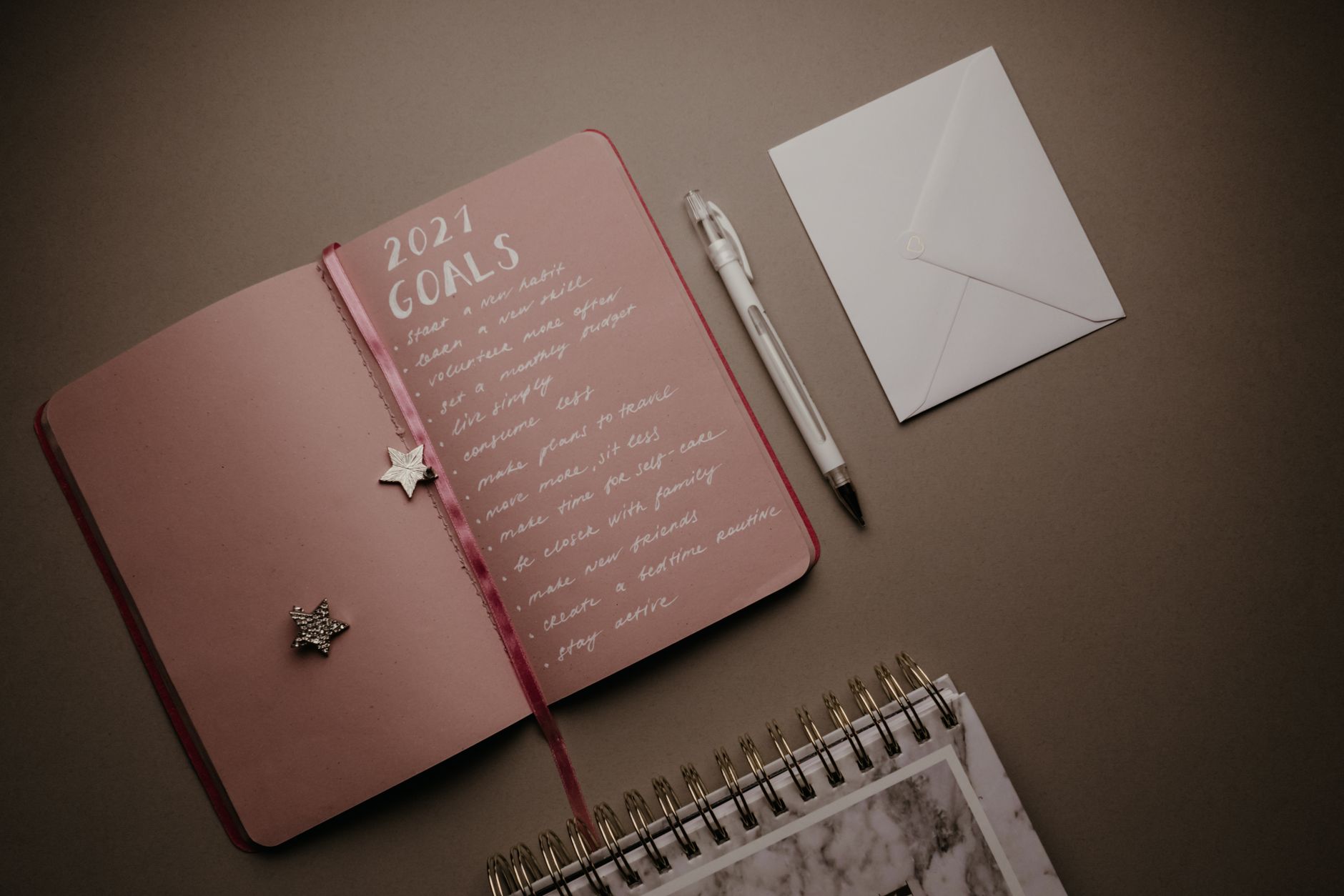 Creating Goal‑Linked Voice Journals for Concrete Progress Tracking