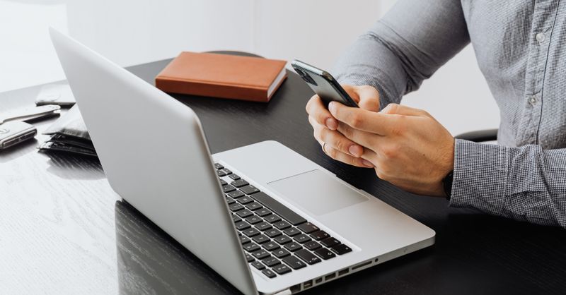 Comment gérer une eSIM en entreprise pour les déplacements pros ?