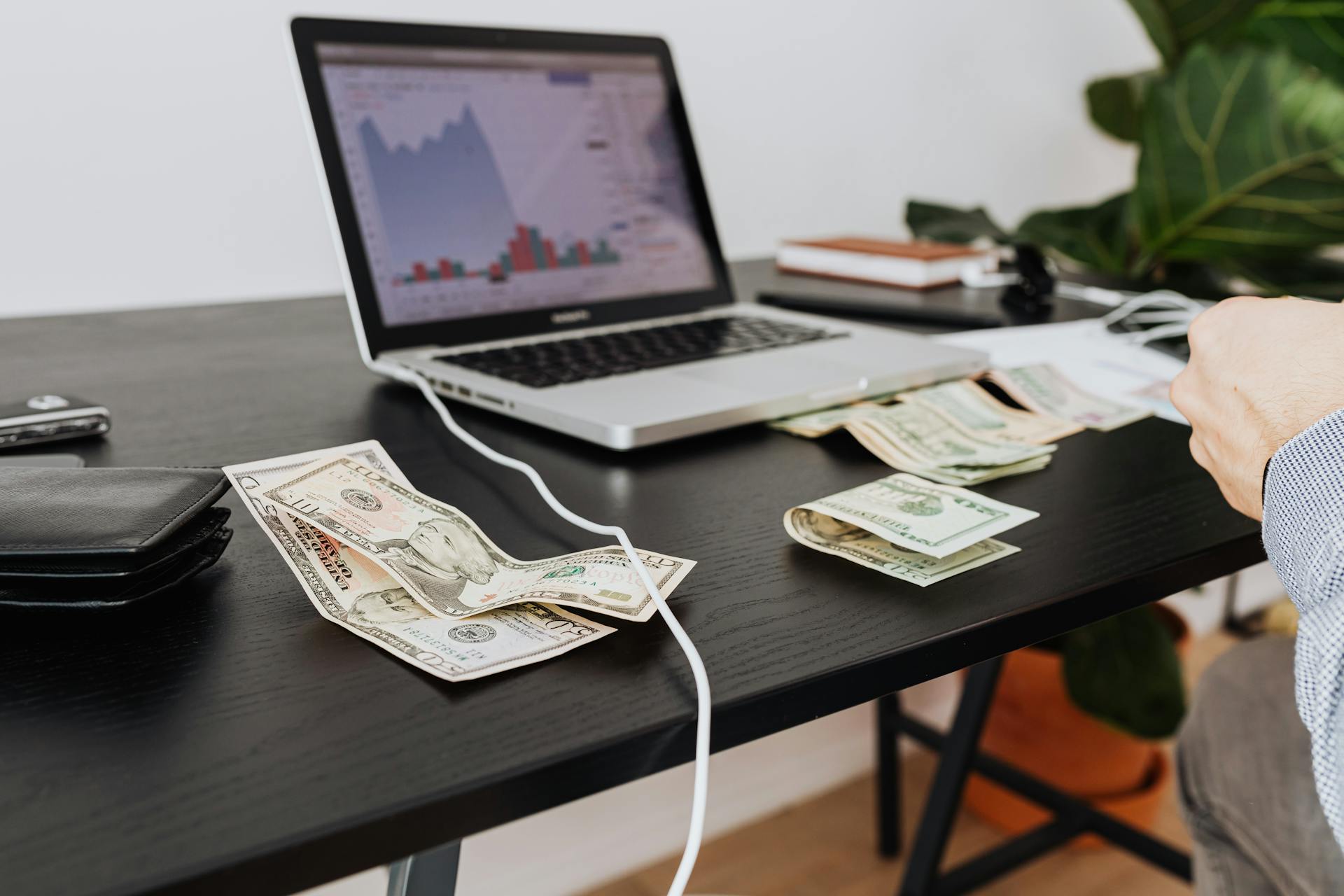 Bank Notes on the Table