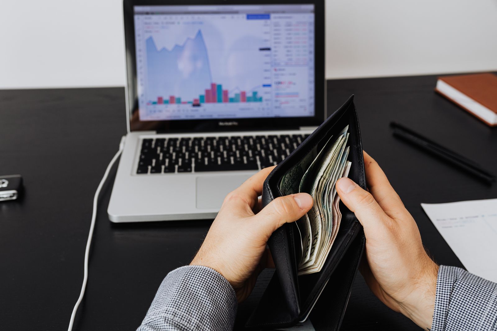 Ilustración relacionada con software de gestión financiera para pymes