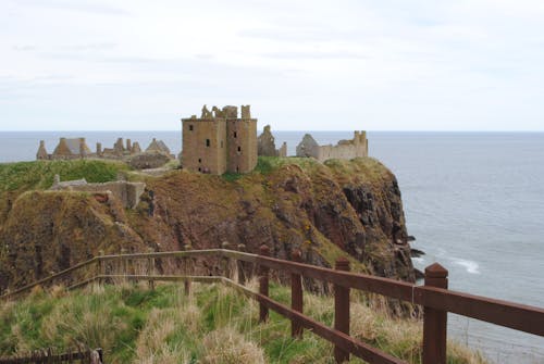 Free stock photo of castle scotland, cliff, history Stock Photo