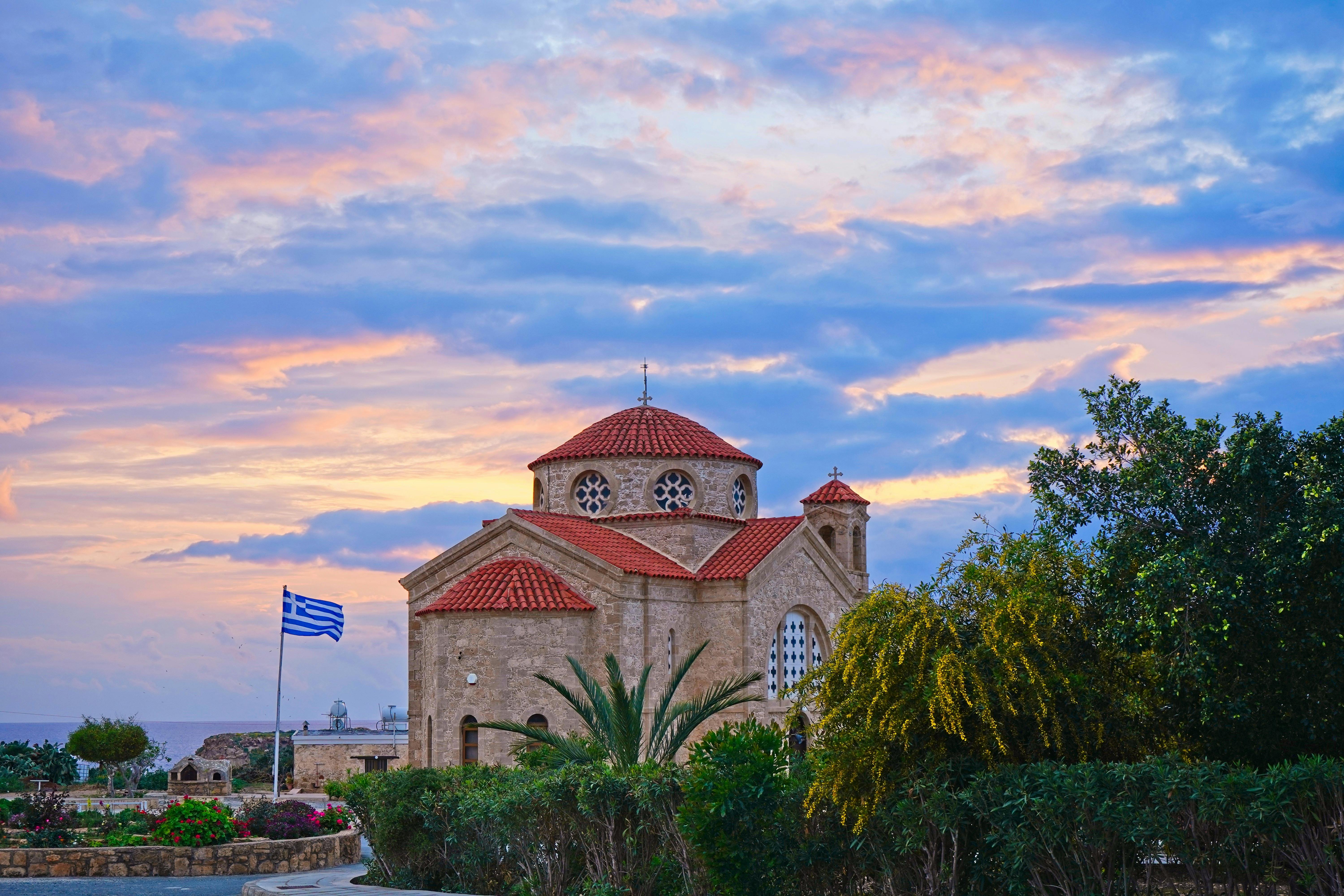 Landmarks in Saint Emilion