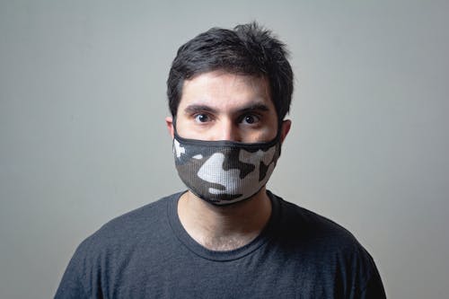 бесплатная Бесплатное стоковое фото с крупный план, маска для лица, мужчина Стоковое фото