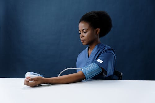 Бесплатное стоковое фото с афро-американка, гипертония, день медсестер
