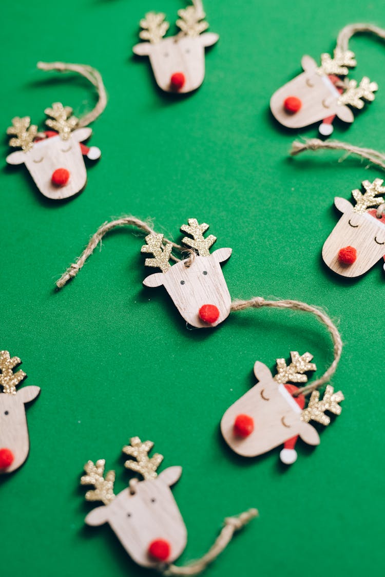 Red Nosed Reindeer On Strings