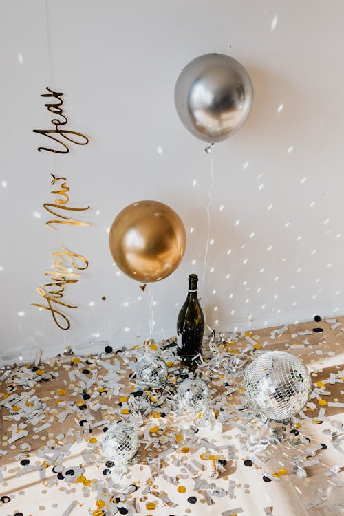 Free Happy New Year Greeting With Confetti Stock Photo