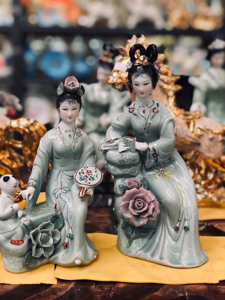 Decorative Porcelain Figurines Of Asian Women