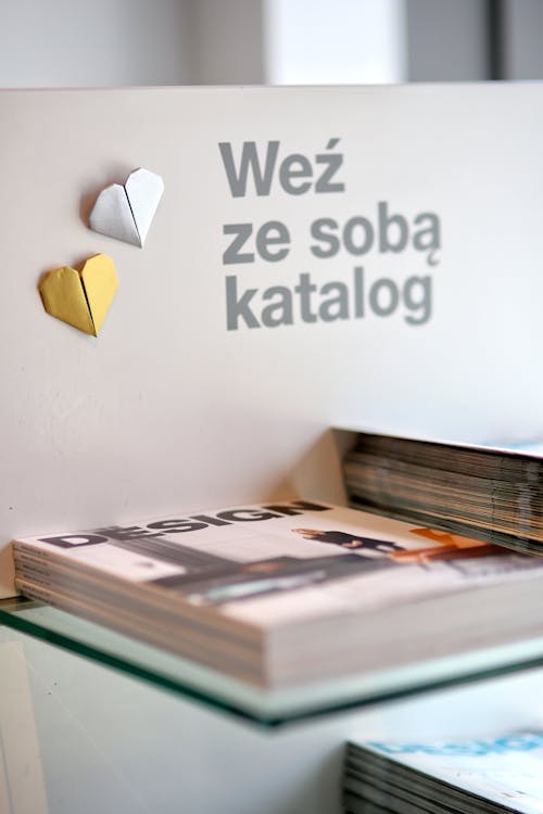 WeÅº ze sobÄ… katalog / Bring a catalog