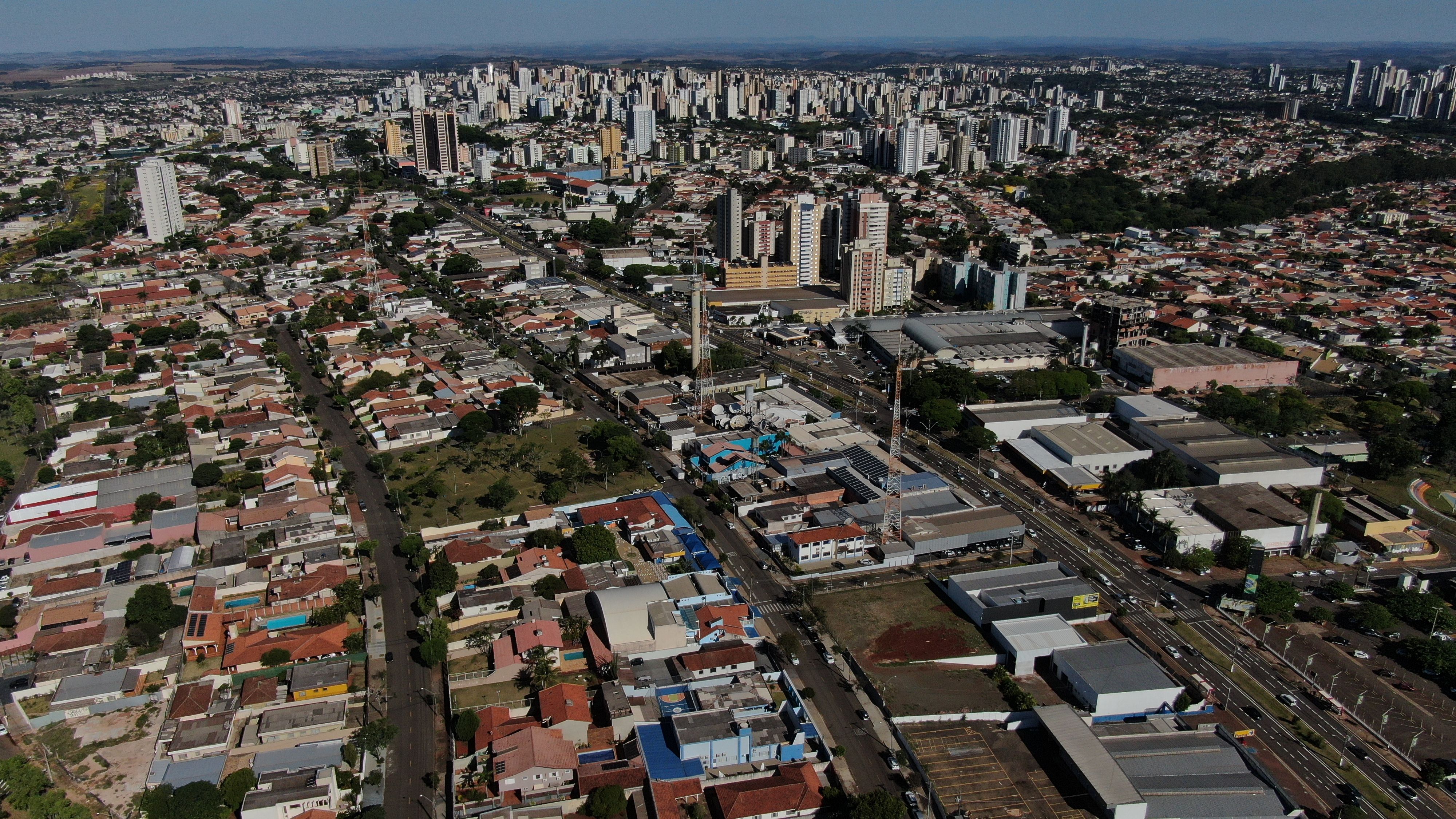 Vuelos baratos a Ji-Parana