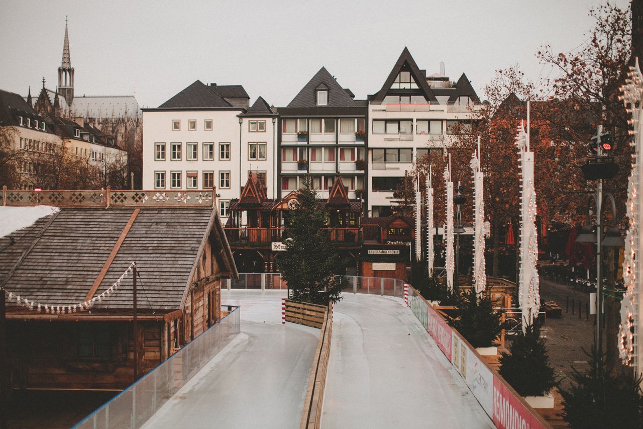 Le marché de Noël de La Défense revient avec patinoire et 300 chalets