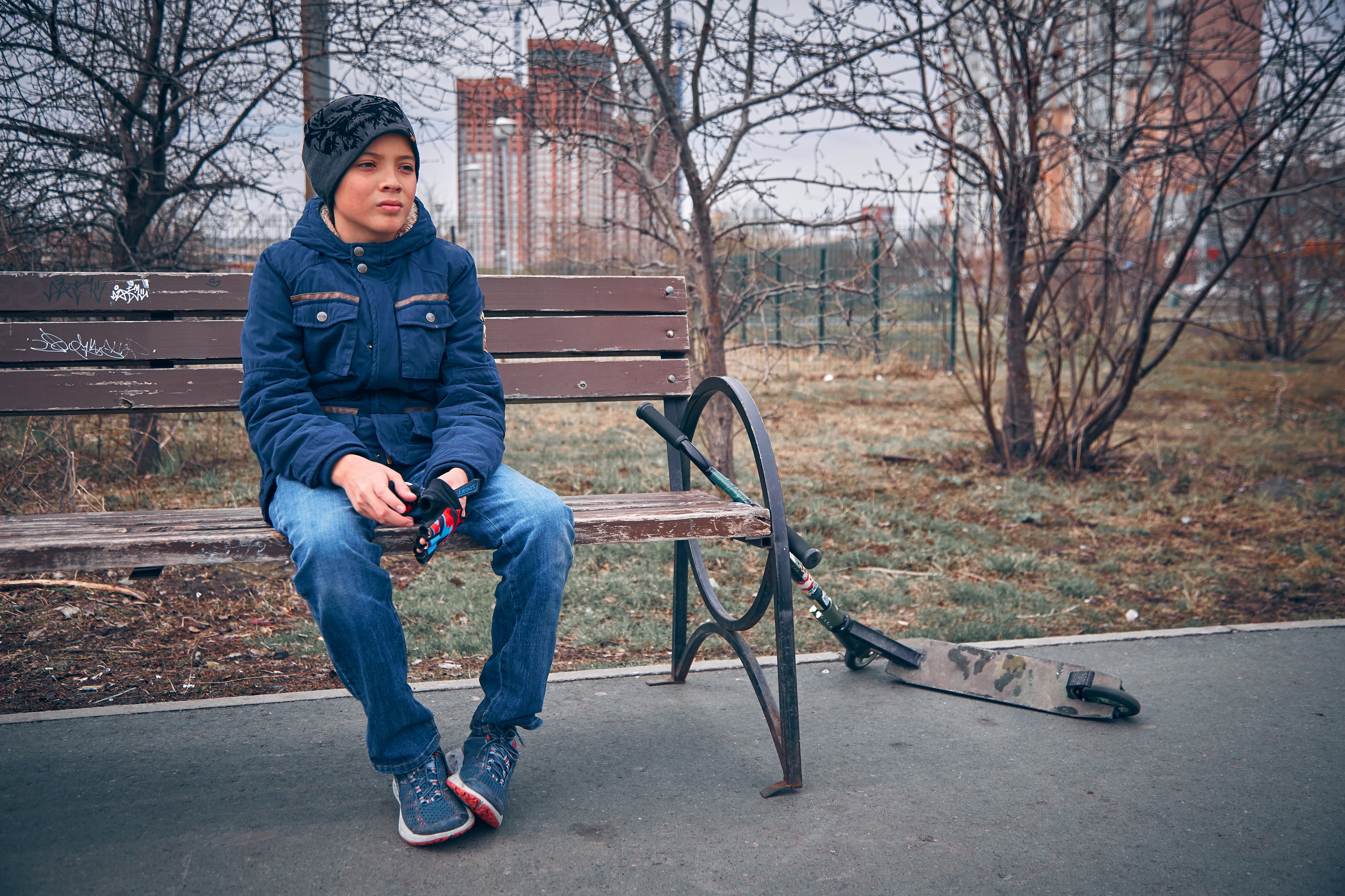 The Moscow Oblast School Stabbing: Digital Rehearsal, Gaming Communities, and Youth Pathways to Violence — Photo by Bulat Kha