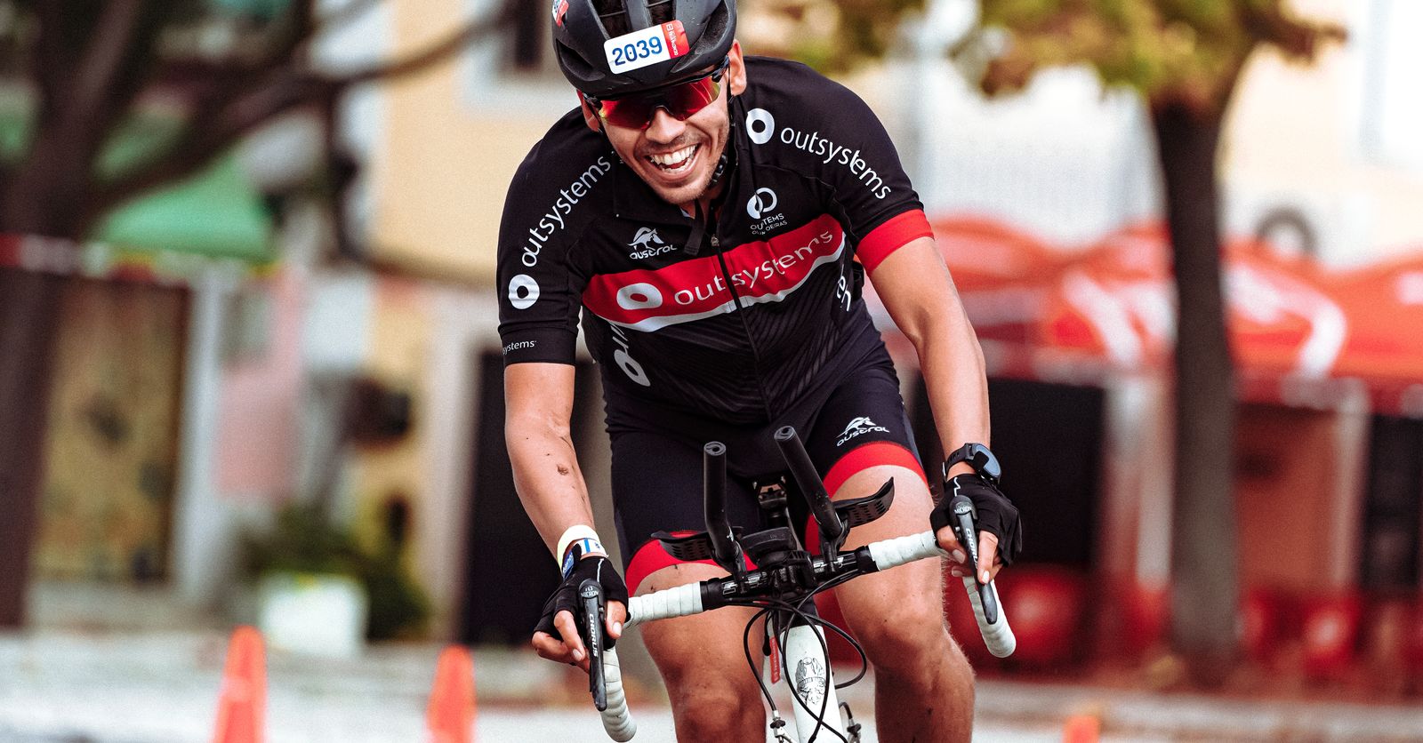 Trifonction triathlon avec ou sans manches : comment choisir la bonne combinaison ?