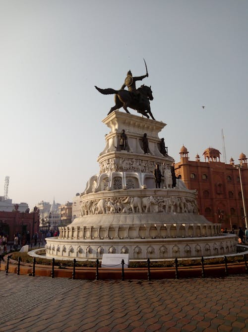 Statue of Maharaja Ranjit Singh in Punjab