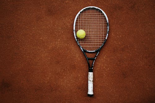 Gelber Und Schwarzer Tennisschläger