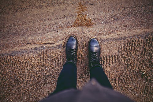 Stand on the beach