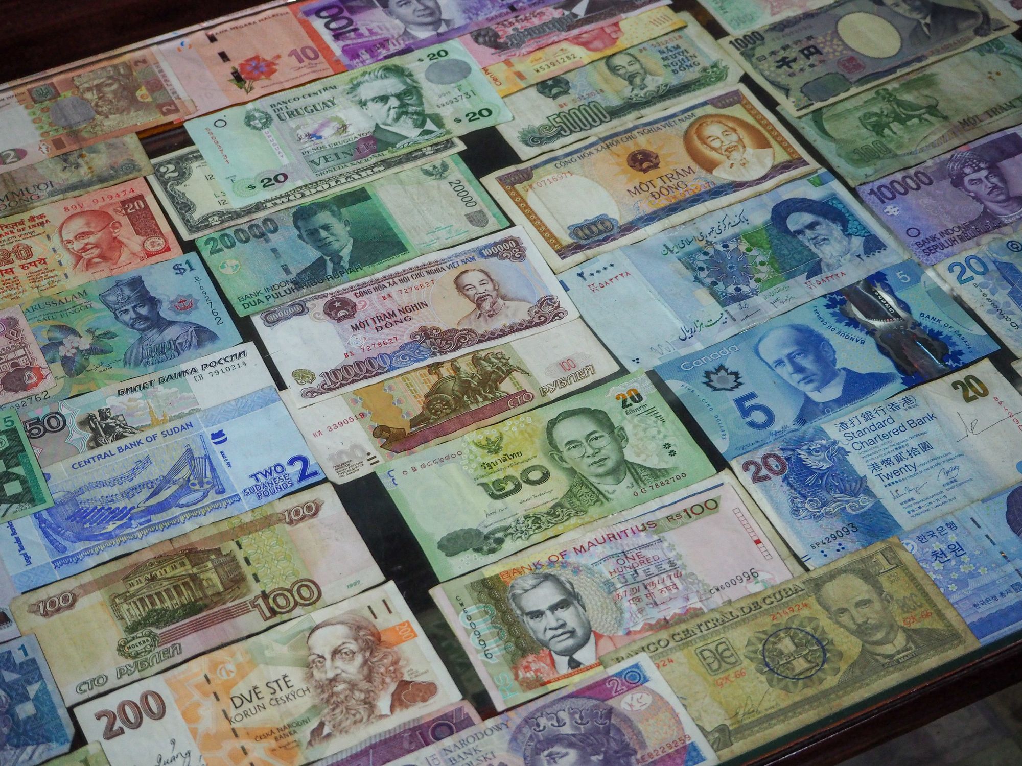 Currency exchange rate display showing fixed rate pegged values in global forex markets