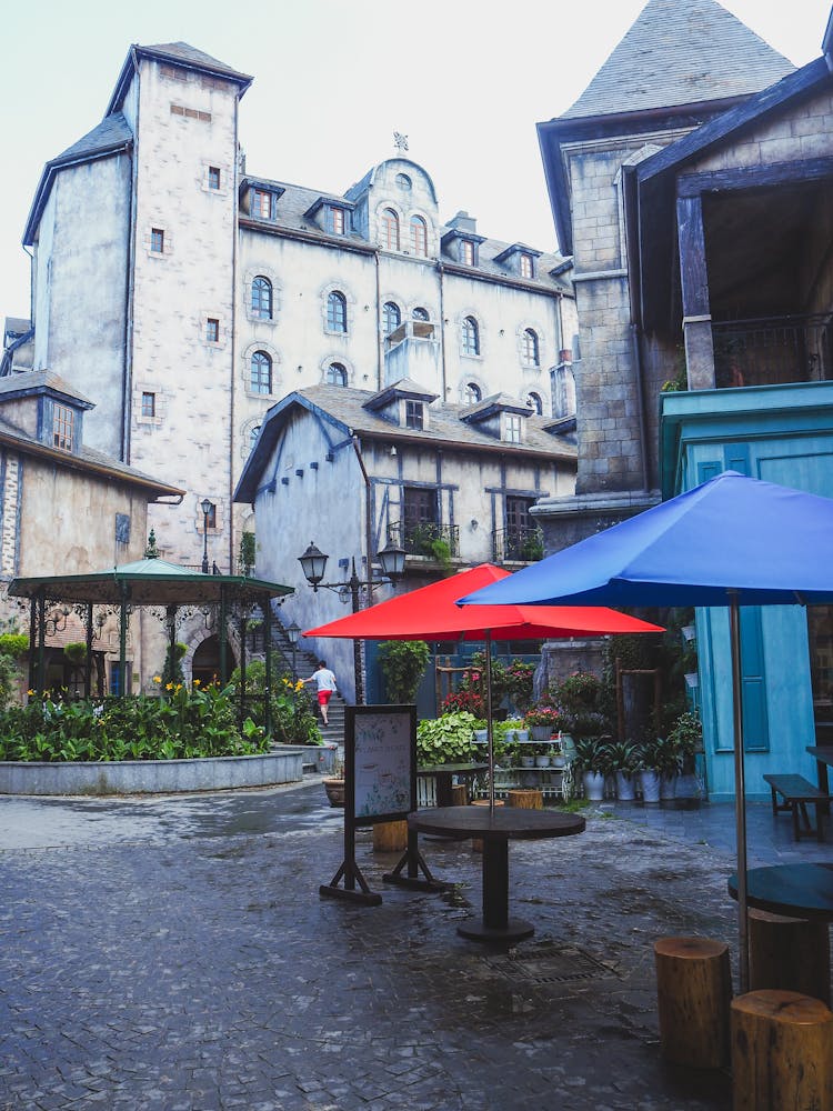 Street Cafe Near Historic Buildings In City