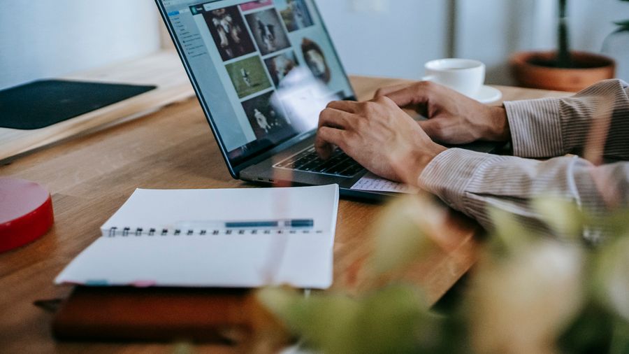 Working Abroad: What Job Searching in Another Country Actually Requires