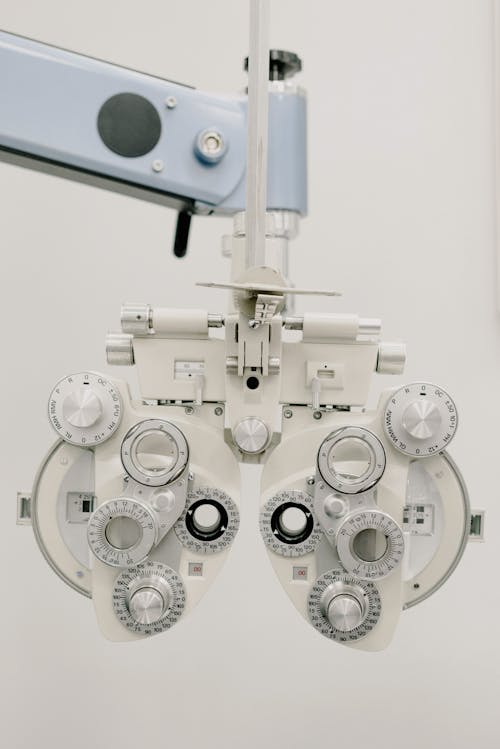 Free Medical optical equipment with lenses for eyesight measurement in medical diagnostic ophthalmology clinic Stock Photo