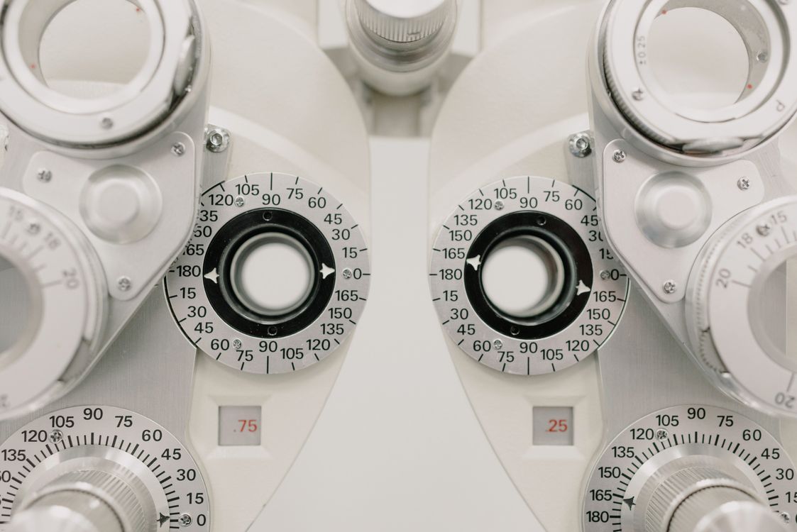 Optical equipment for testing vision · Free Stock Photo
