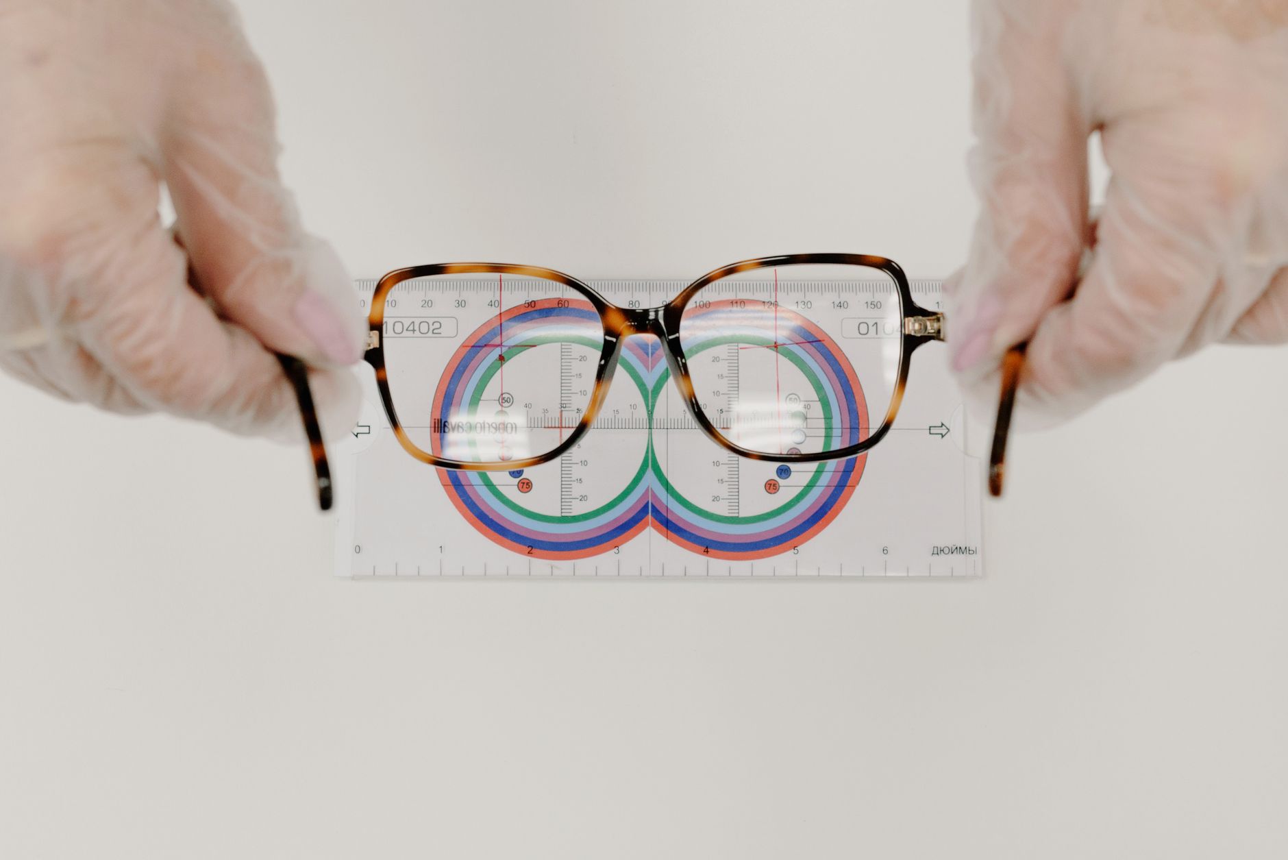 Your Guide to Measuring Pupillary Distance (PD) Accurately at Home