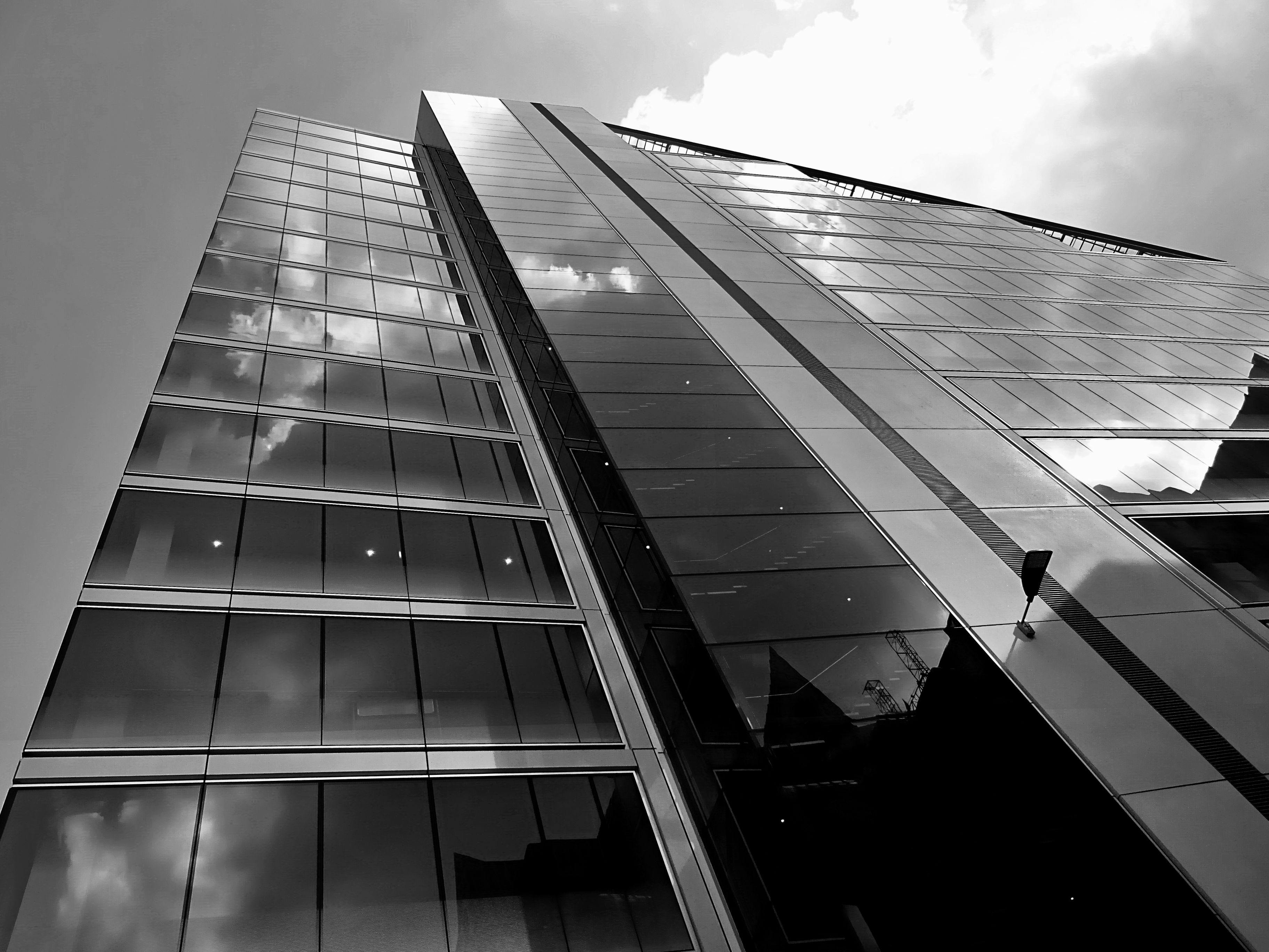 High-rise Building \u00b7 Free Stock Photo
