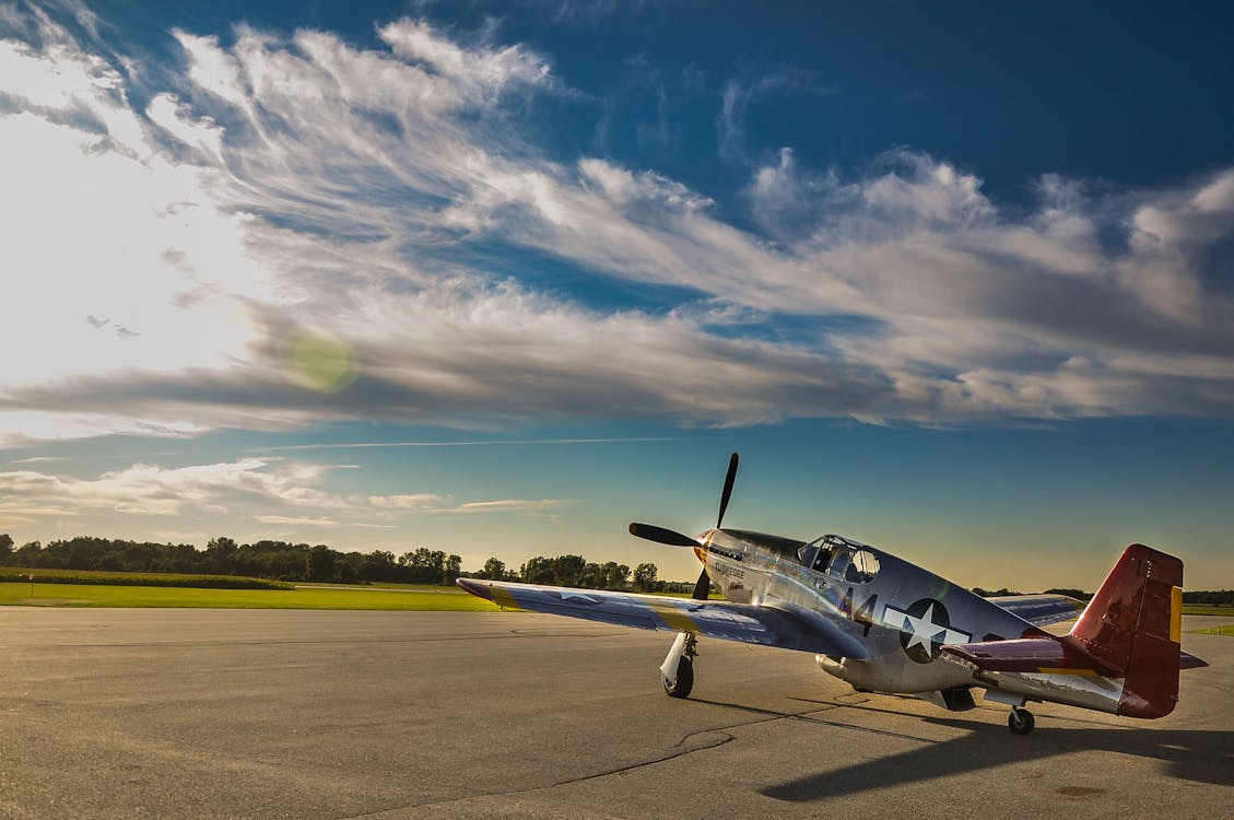 Foto gratuita di aereo della seconda guerra mondiale, aeronautica militare, aeronautica usa Foto gratuita di aereo della seconda guerra mondiale, aeronautica militare, aeronautica usa