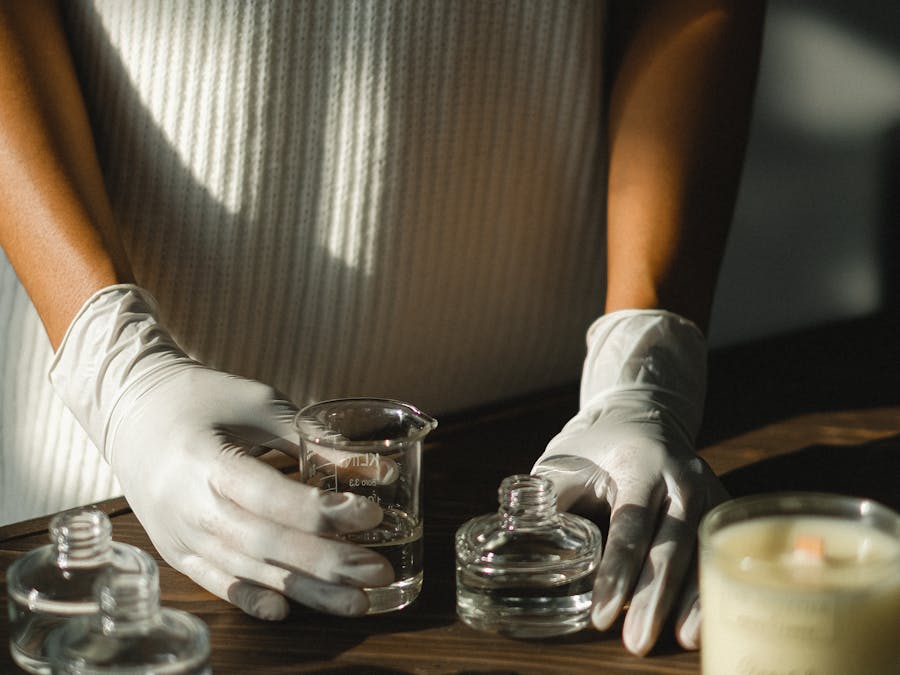 What does ketosis body odor smell like?