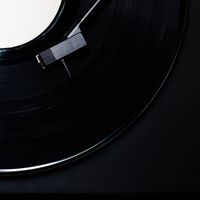 Vinyl record close-up — Miguel A. Padrinan on Pexels