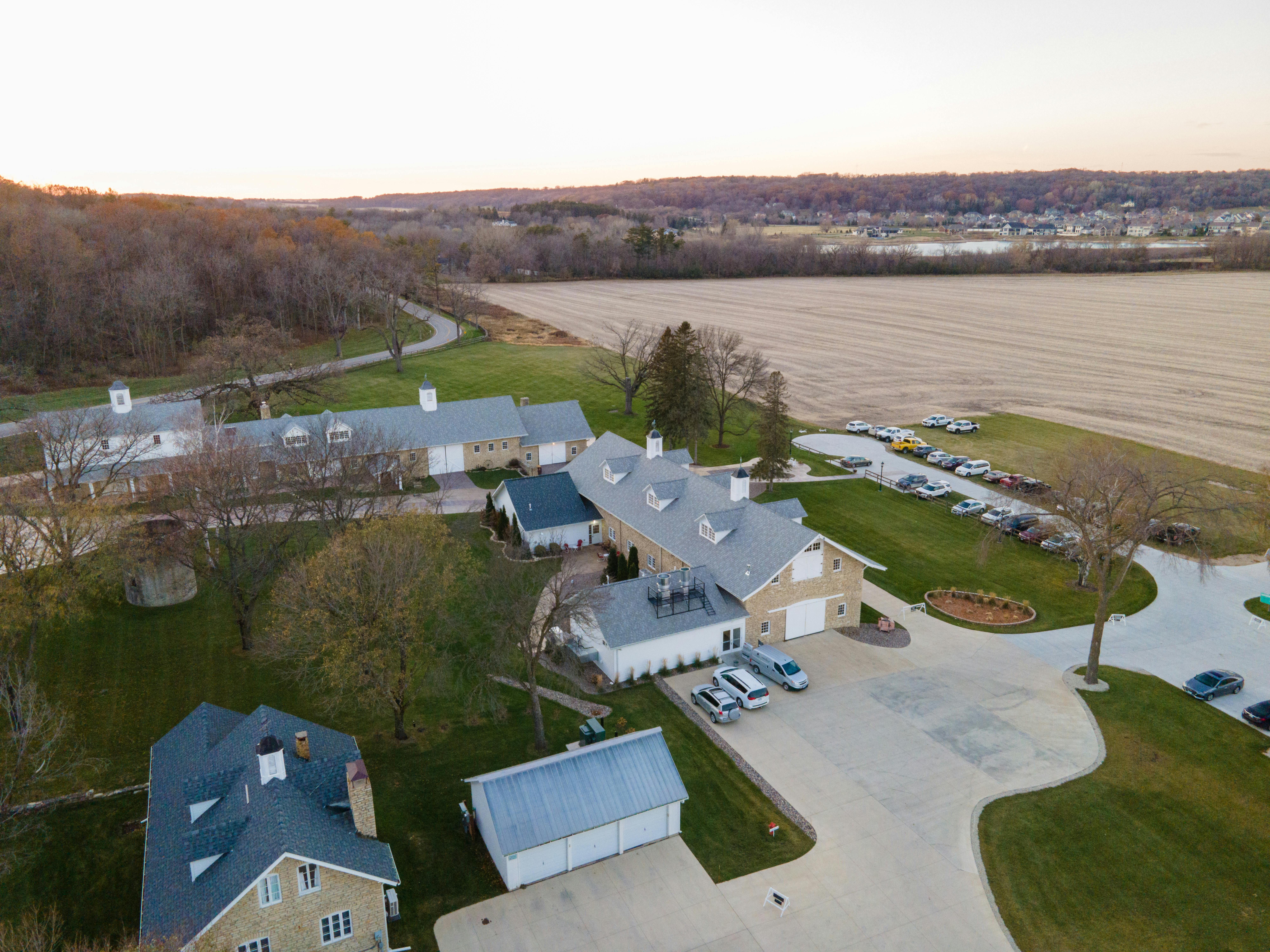 Fissures structurelles sur une terrasse en béton