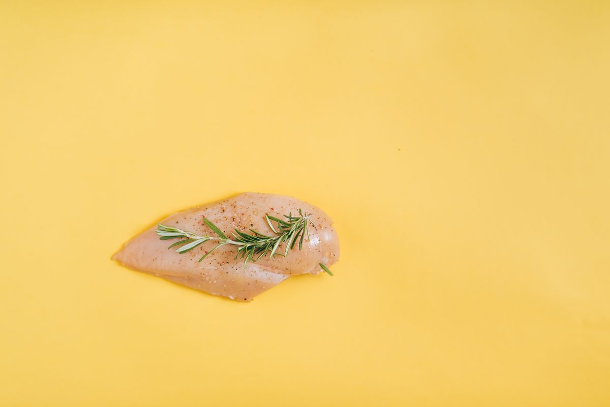 Filetto di pollo biologico fresco con rosmarino