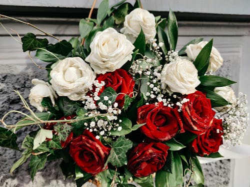 Безкоштовне стокове фото на тему «білі троянди, букет, квіти» стокове фото