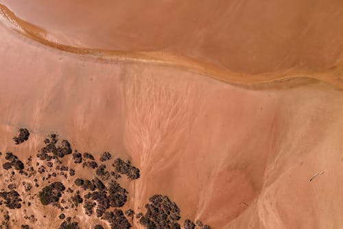 Foto profissional grátis de água, areia, corpo d'água