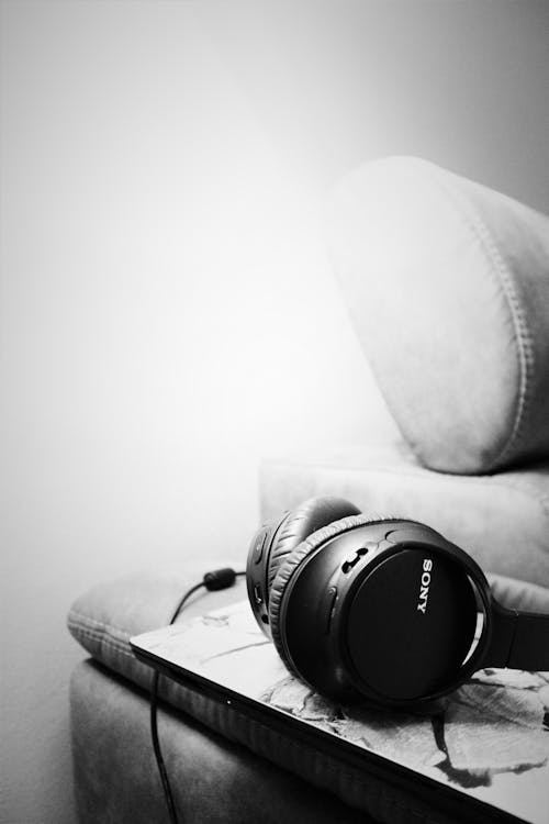Free stock photo of at home, black headphones, chill