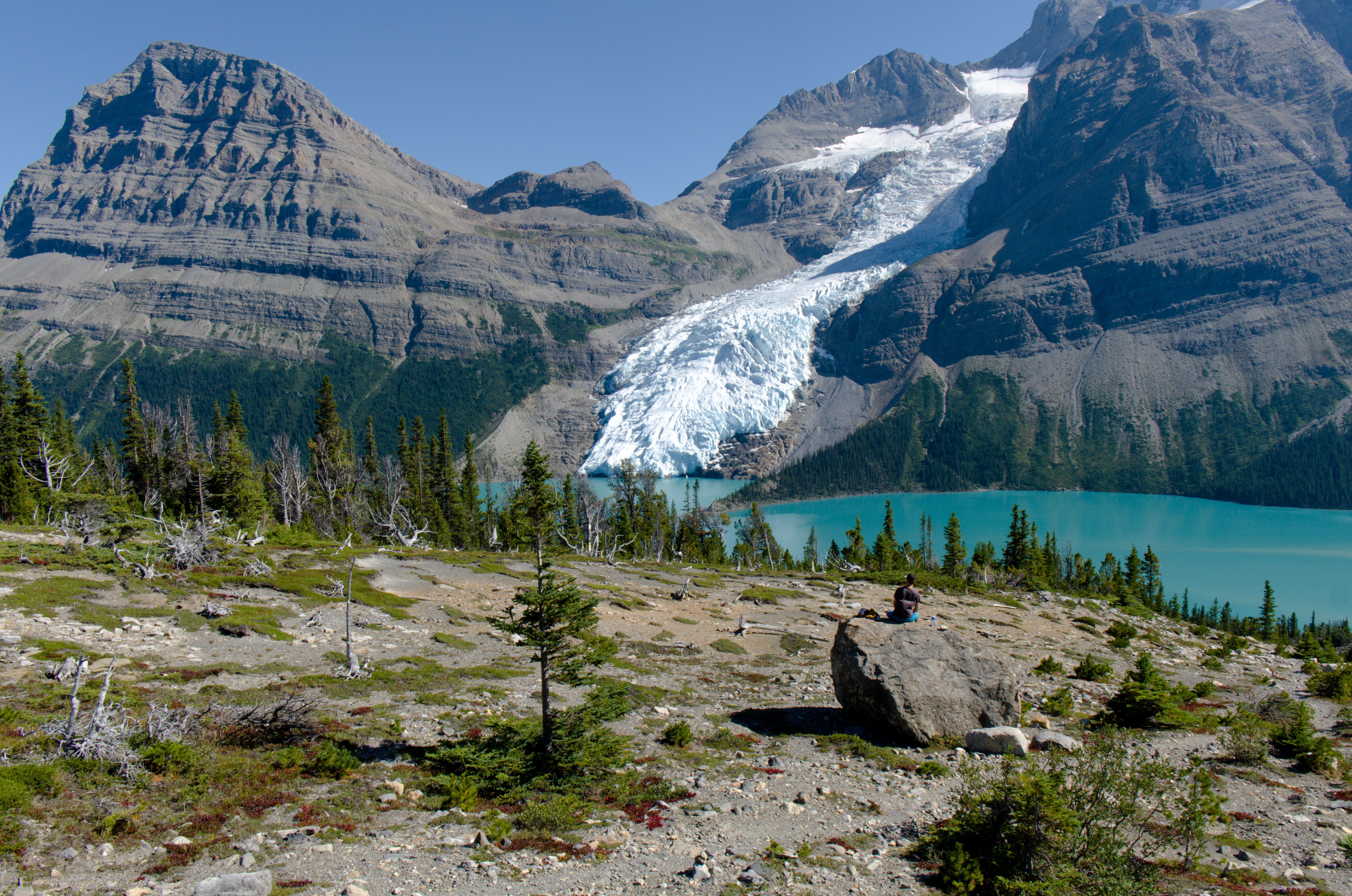 Explore the breathtaking Berg Lake and Robson Glacier in the Canadian Rockies.