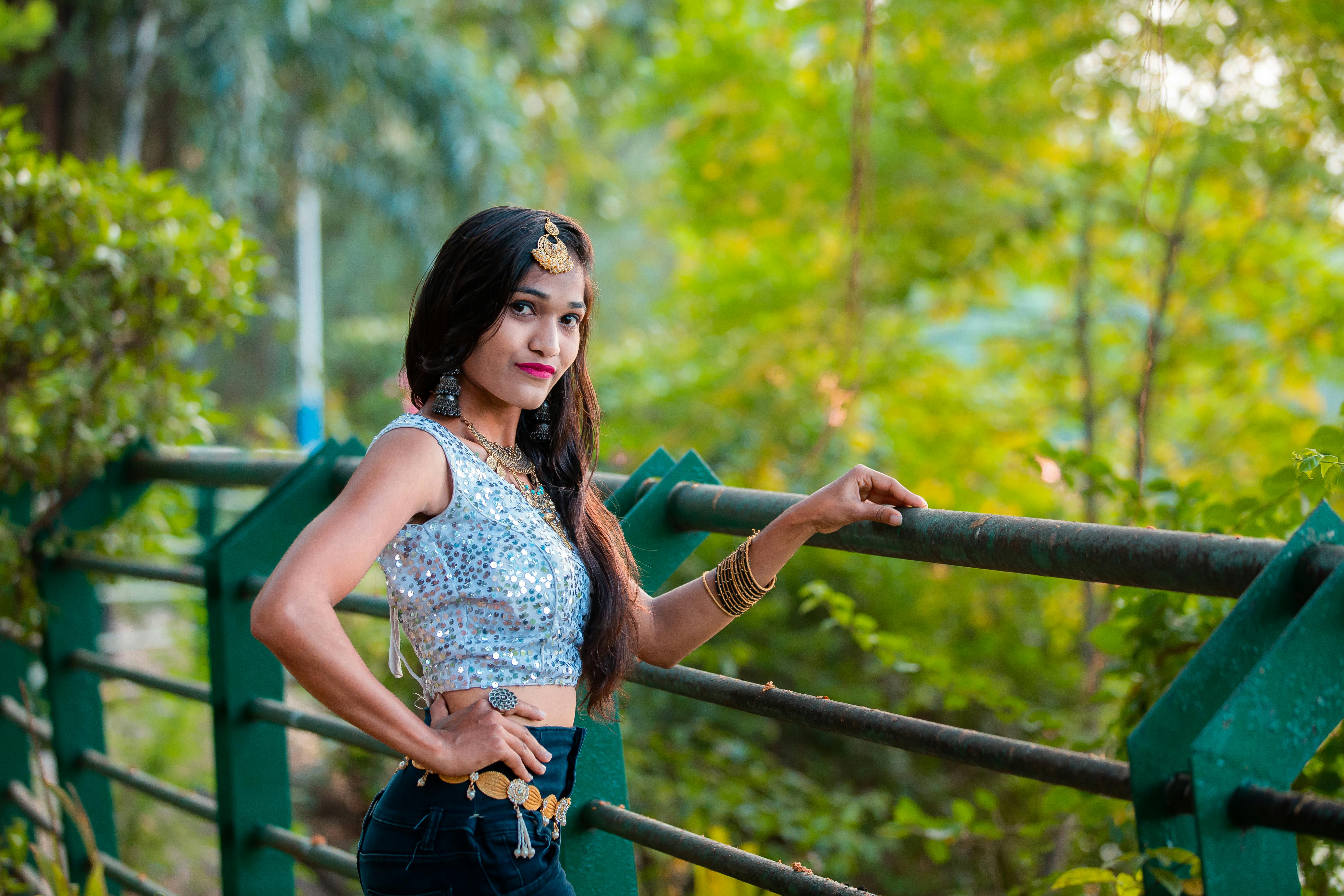 hindi general entertainment channel — Photo by RAM DABHI on Pexels