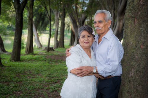 Foto profissional grátis de amantes, amoroso, antigo