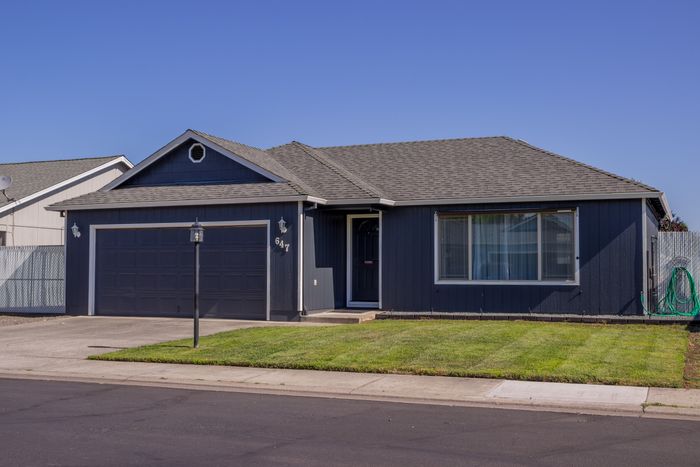 Single storey ranch house