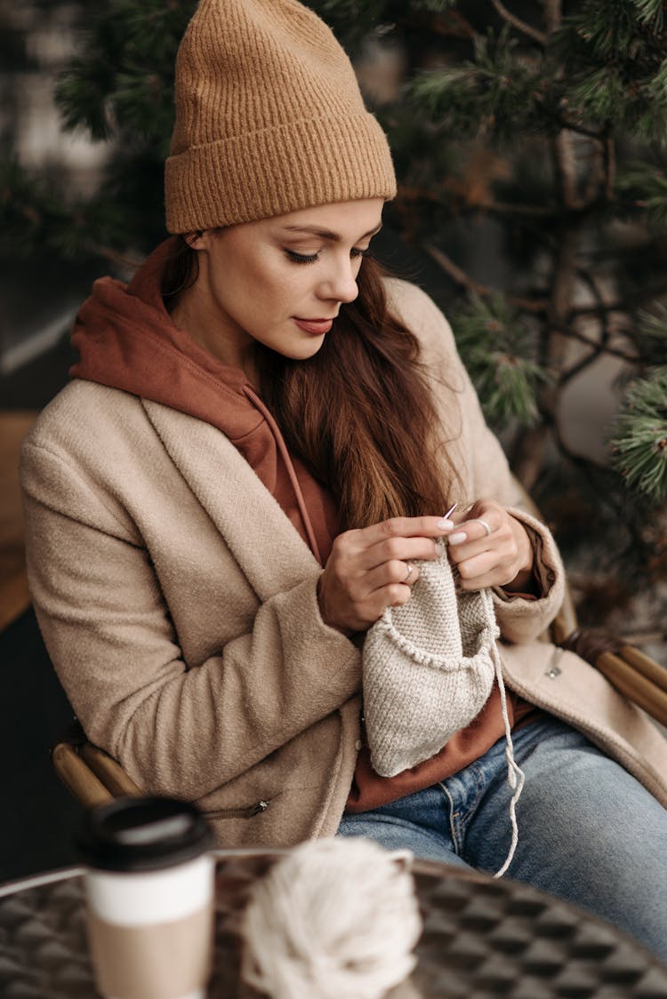 Beautiful Woman Knitting