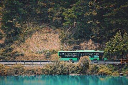 Základová fotografie zdarma na téma autobus, cestování, dopravní systém