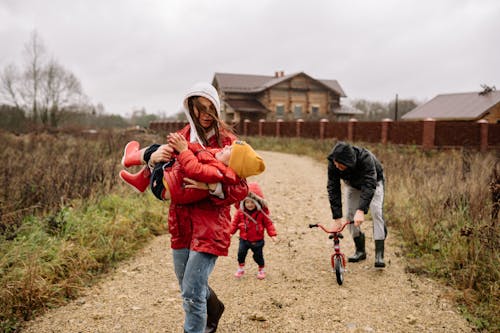 Gen Z Parents Start Cloud-Watch Walks After Rain